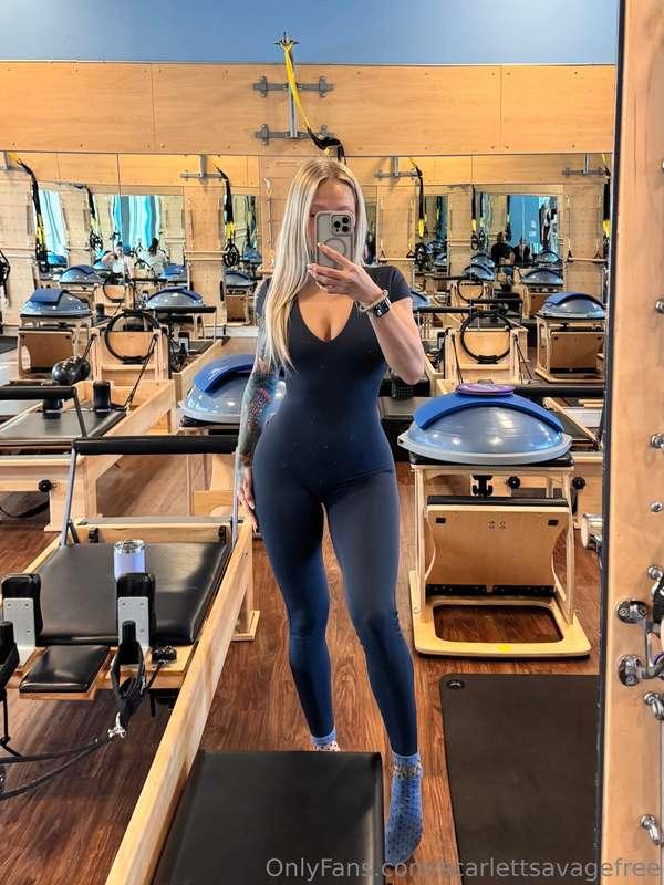 Made it to Pilates bright and early this morning 💙
