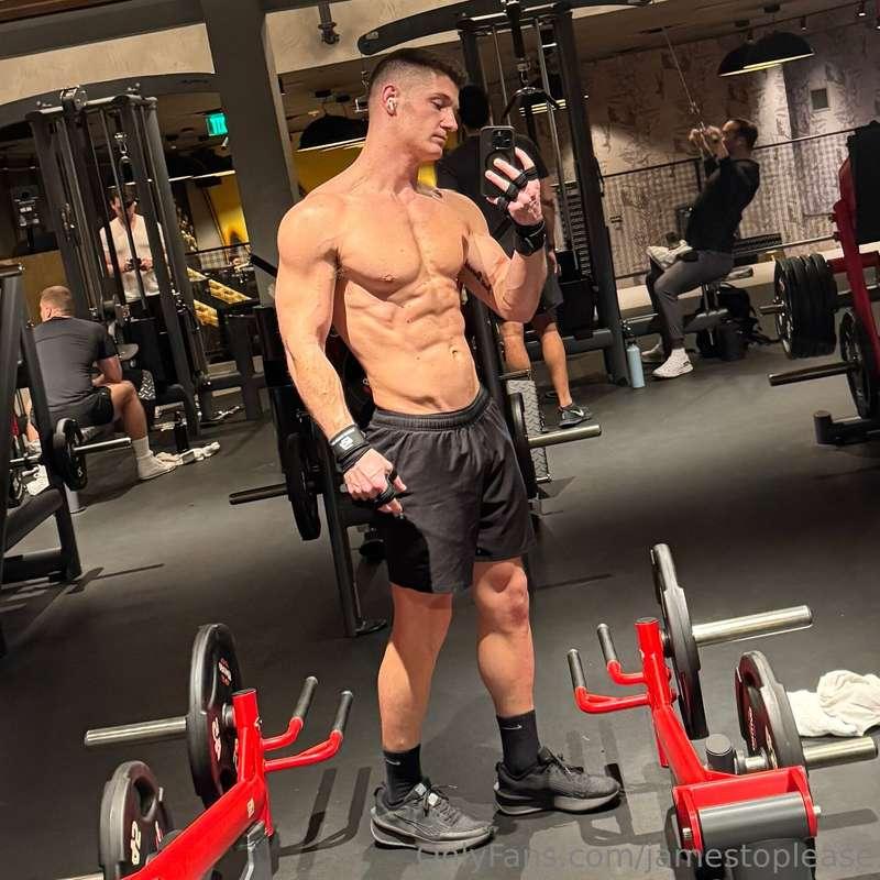 Merry Lift-mas!🎄💪