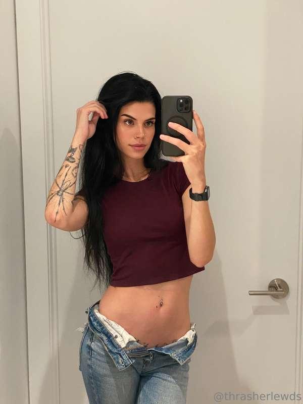 put me as your phone screensaver