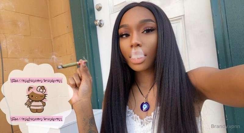 smoke w me?🥰