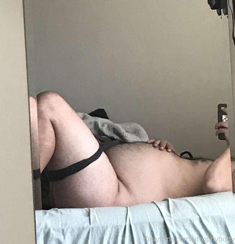 Wish I had a mirror. For sure getting comfy ☺️