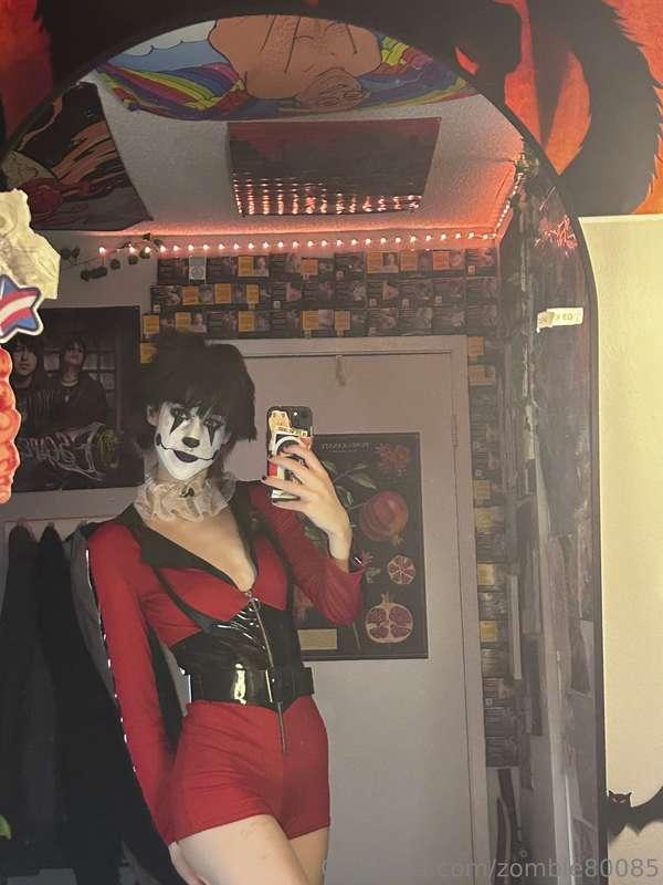 Clown Outfits ❤️