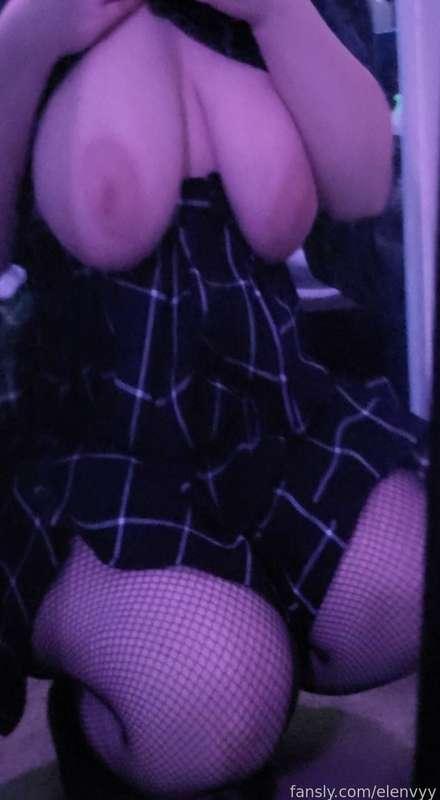 elenvyy image #1