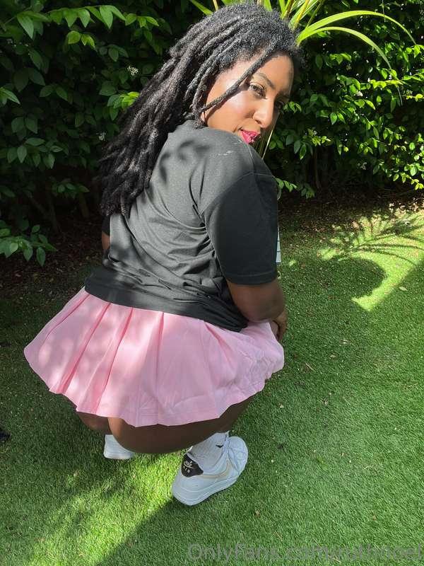 Have you ever done it in the garden? Which pic do you like 1..