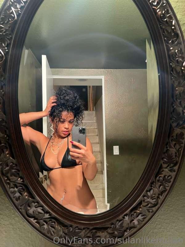 mirror selfie game going strong 🤳