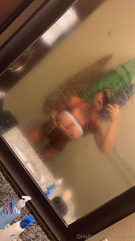 Shower time 😋