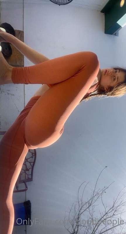 taking it like a champ 👅💦 do you like me like this??