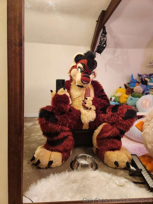 This bowl isn't full yet so get over here...