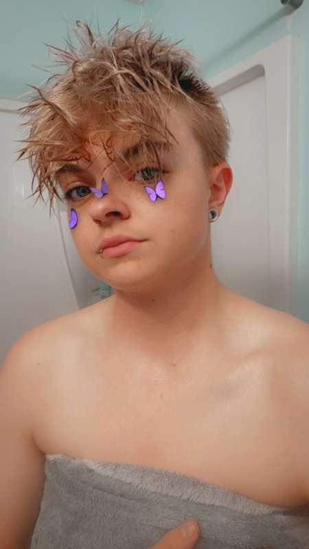 Moved into a new place finally got a nice shower