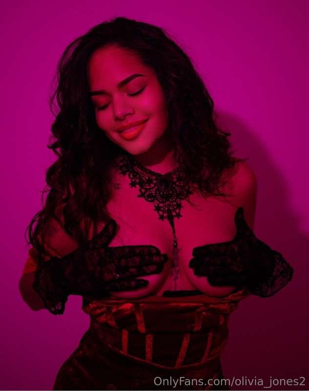 Are you ready for the best content ? 😏😈I'll be waiting for y..