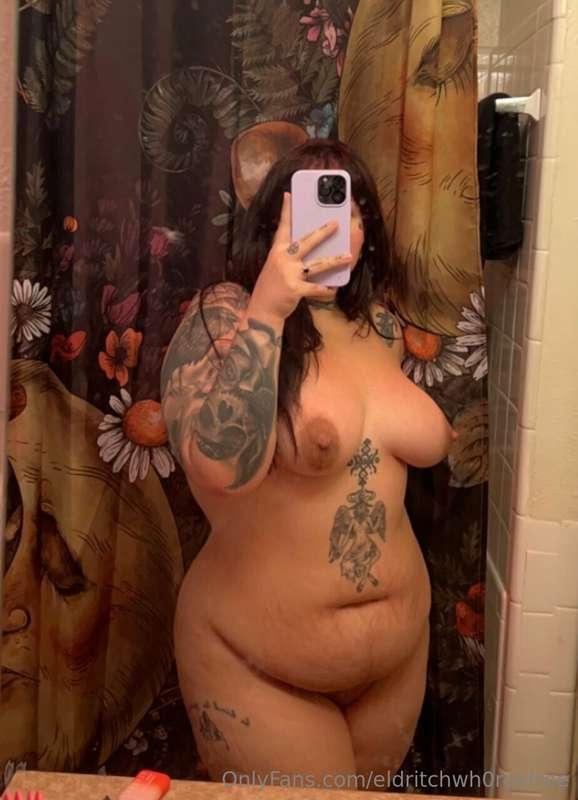 I’m loving my postpartum body, what about you?