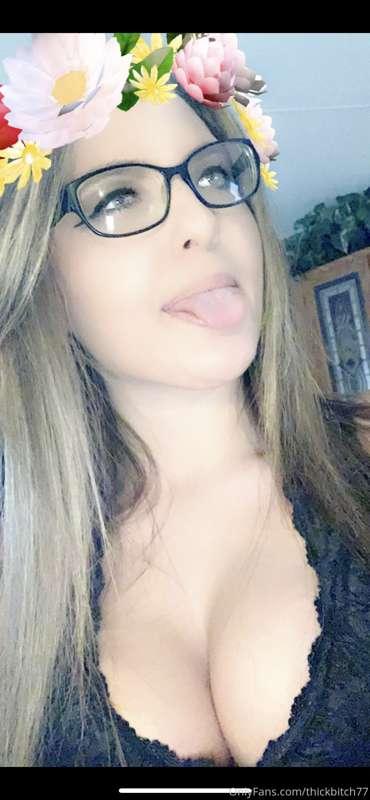 thickbitch77 image #0