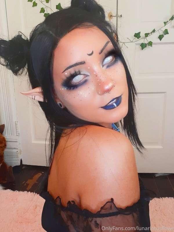 the look they give u before they suck ur bl00d