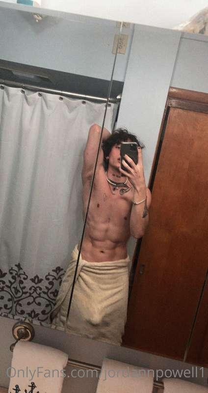 Good mornings babes