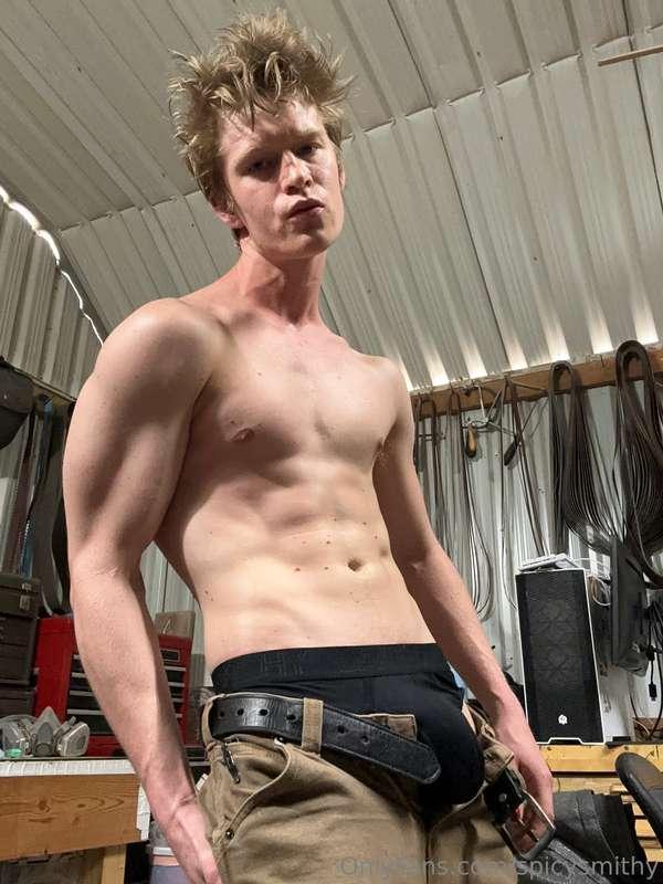 My shop’s a mess 😆I don’t usually wear briefs but damn they ..