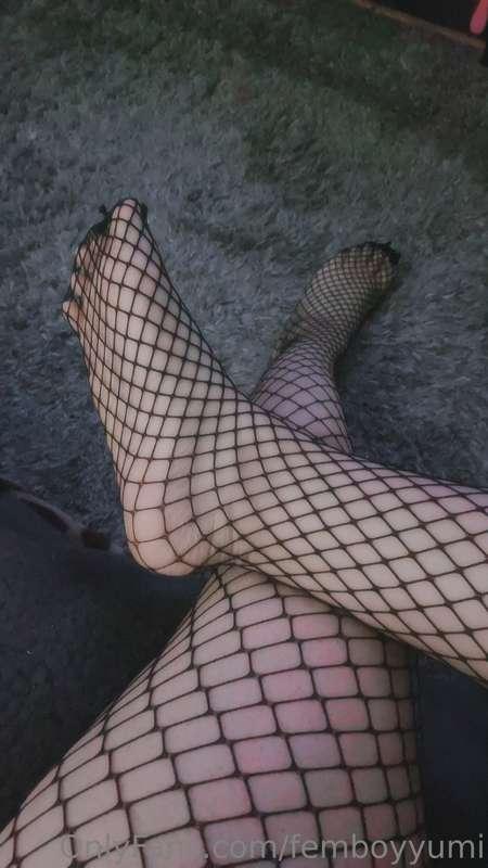 Every time I wear fishnets I get the overwhelming urge to gi..