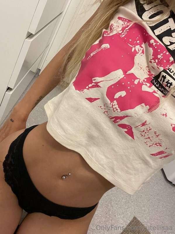 love this shirt😩💞