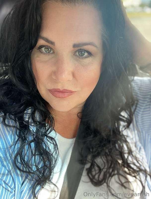 Hi friends! I hope you are doing very well!!