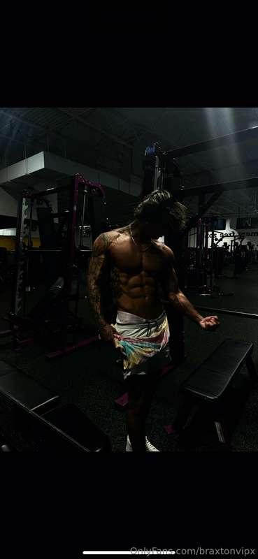 Getting jacked for u;) big collab drops this week:)