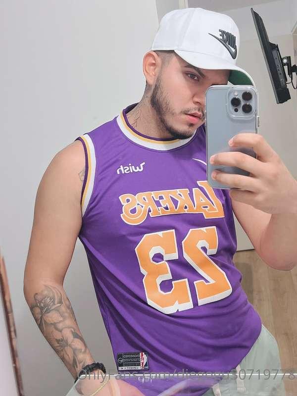 https://onlyfans.com/diegogu30719778