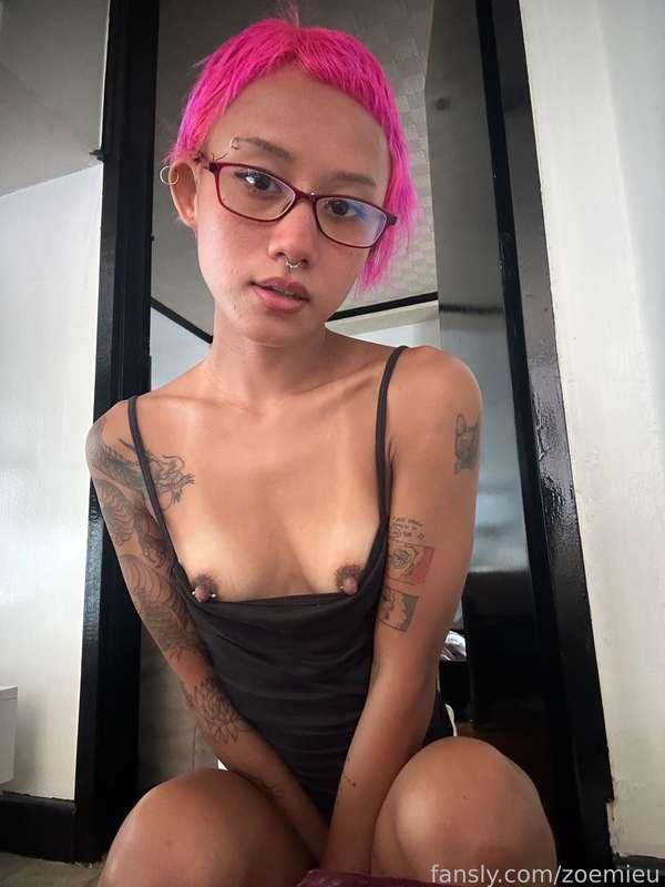 zoemieu image #4