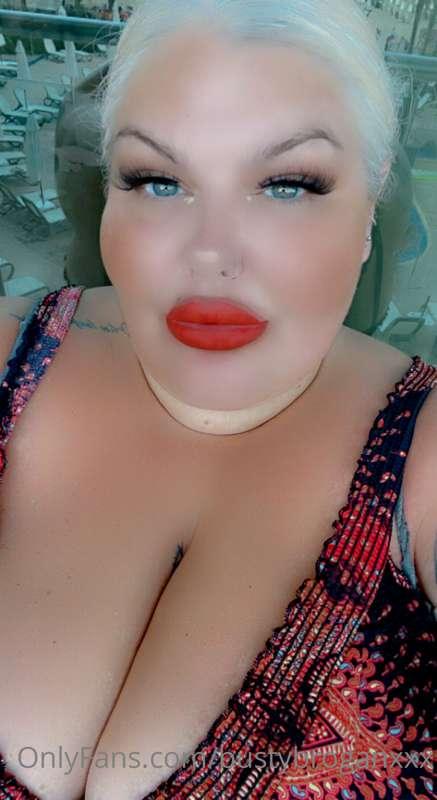 Hello 🥰