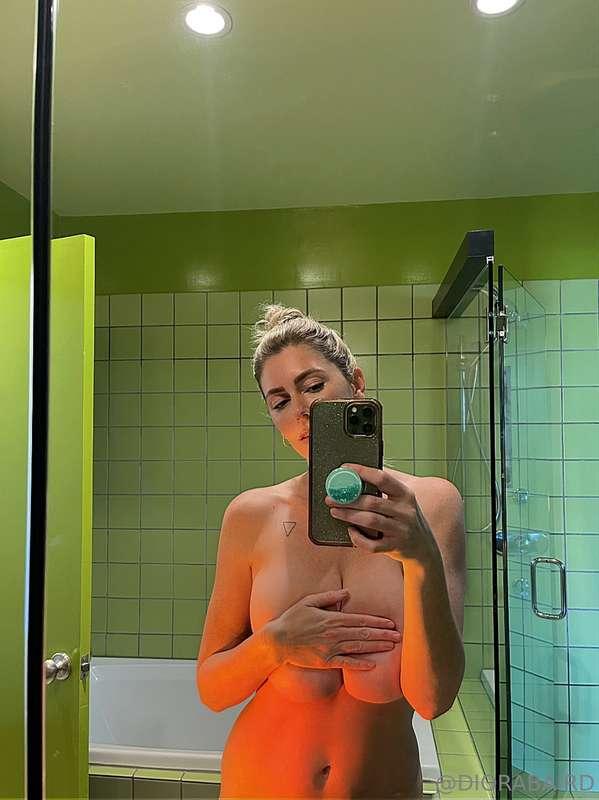 There’s nothing quite like an Irish girls boobs, am I right ..