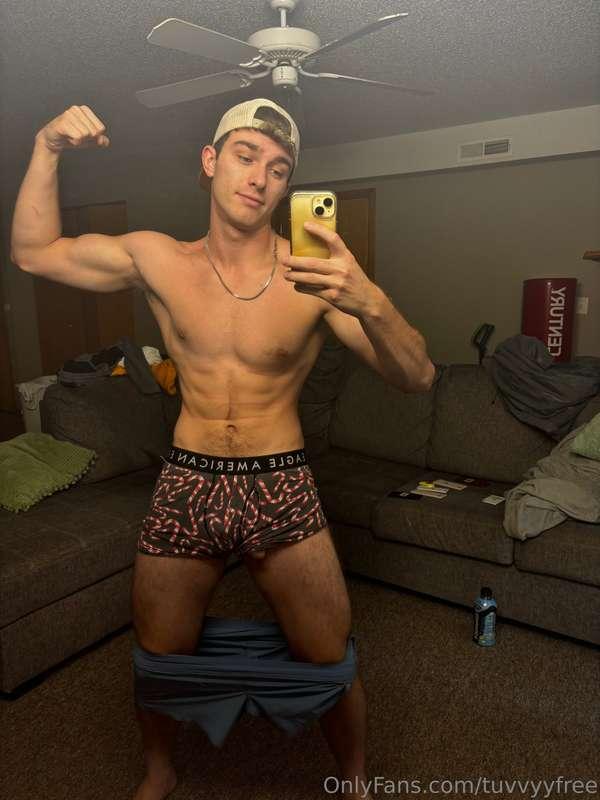 If you ain’t starting your day with my dick in your mouth (o..