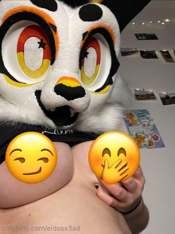 SEXTING BUNDLE NOW AVAILABLE! 5 up close and uncensored pers..