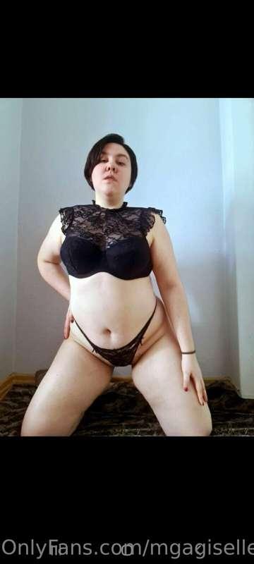 Hey, I am Val ❤️
🔞FREE DICK RATE🔞
🔥SUBSCRIBE is FREE!🔥

Free..