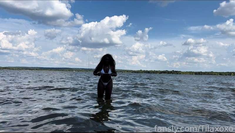Would you join me for some skinny dipping? 💦🏊🏾‍♀️