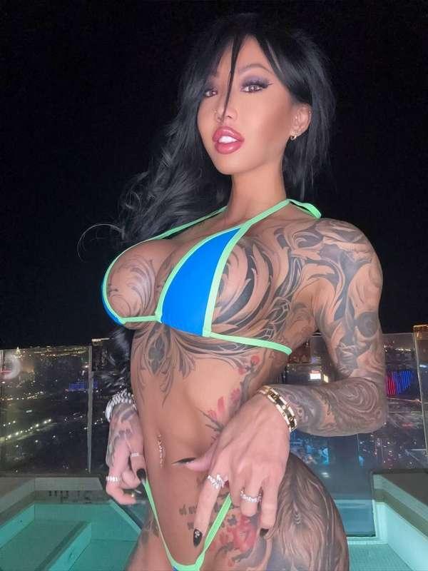 This ass is a weapon. Handle with both hands 💥