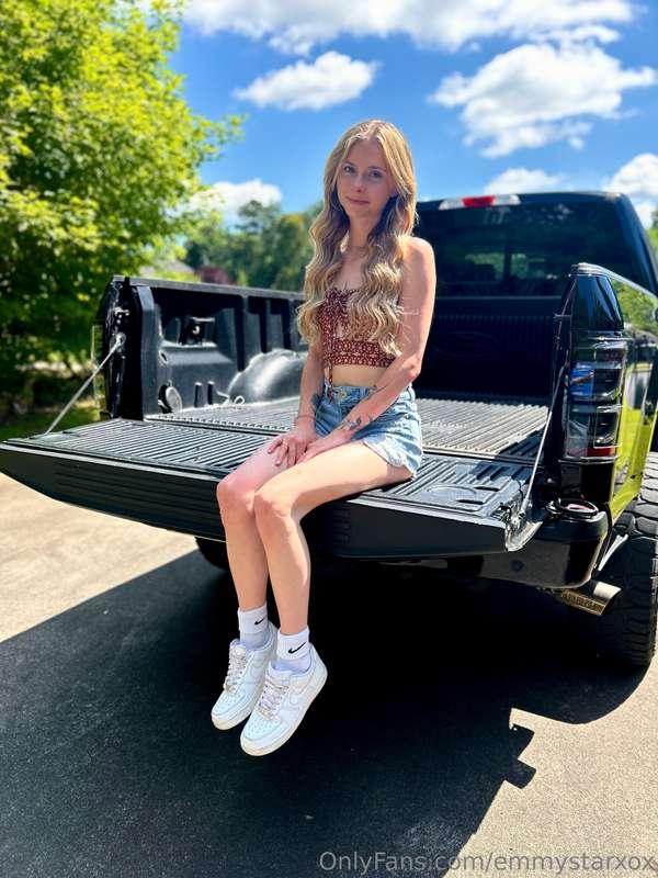 Take me to a ride?😜