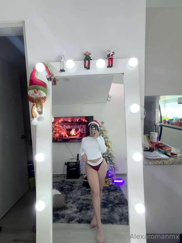 Bebé que regalo quisieras este año? 🥵 algo muy rico y sabros..