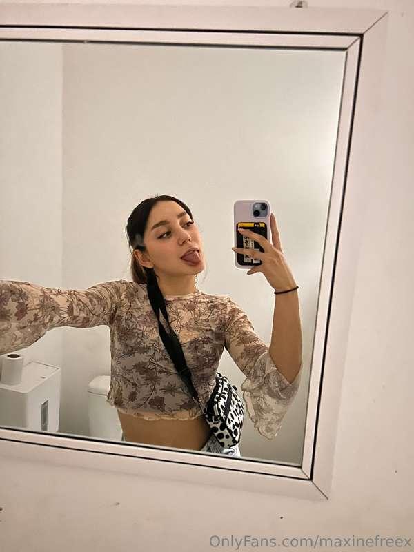 what are you up to today? 🥵 hit me here: @maxinevipx