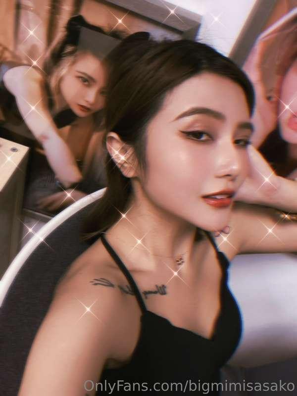 Sporty look daily   (凸點,摟屌健身褲)