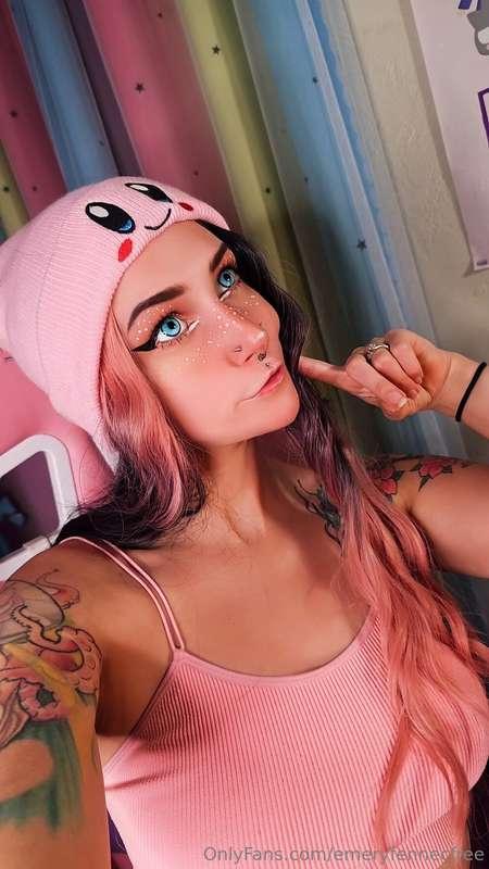 Be the one of the first 10 subs to get the 40% discount i ju..