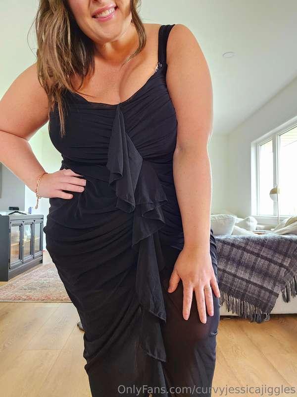 I have a girls night out, hope this dress catches some eyes...