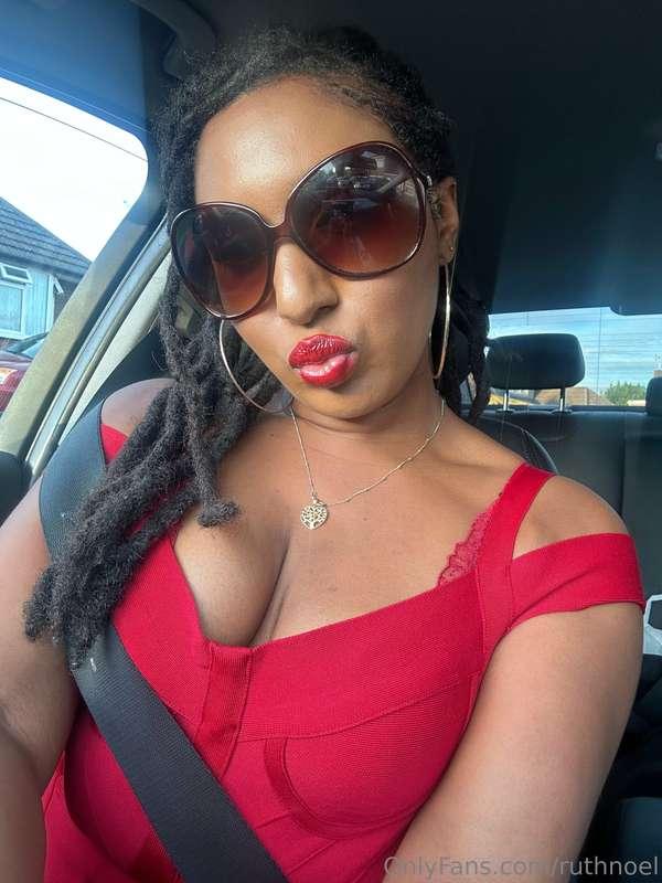 My red dress is a traffic-stopper ❤️❤️❤️