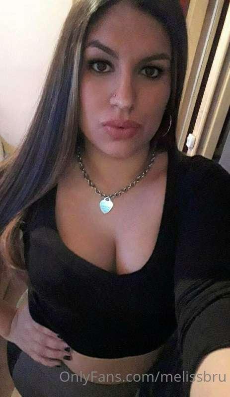 She is my friend @florchu07 has her free account, so you can..
