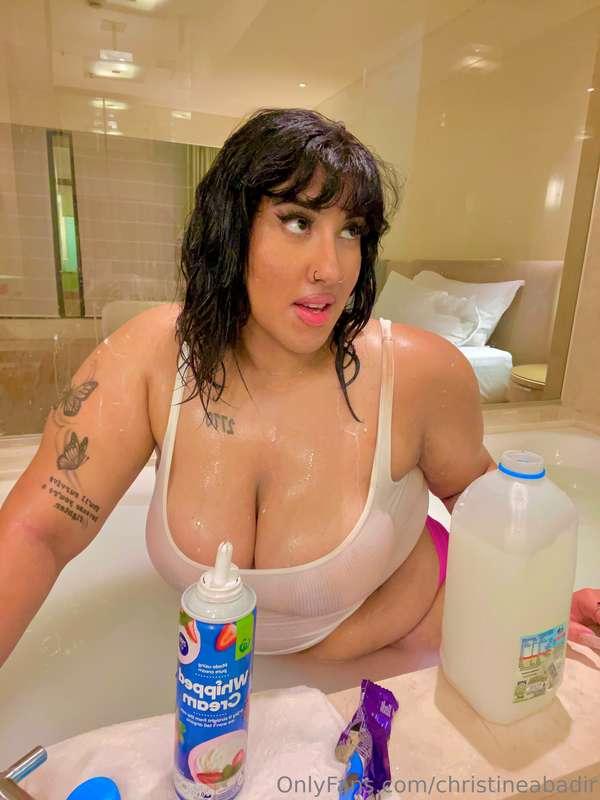 Things got a little messy in the bath tub, did you see the v..