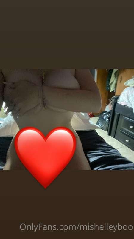 Want to unlock all pics⬇️ + plus more Including a video? 🍒 t..
