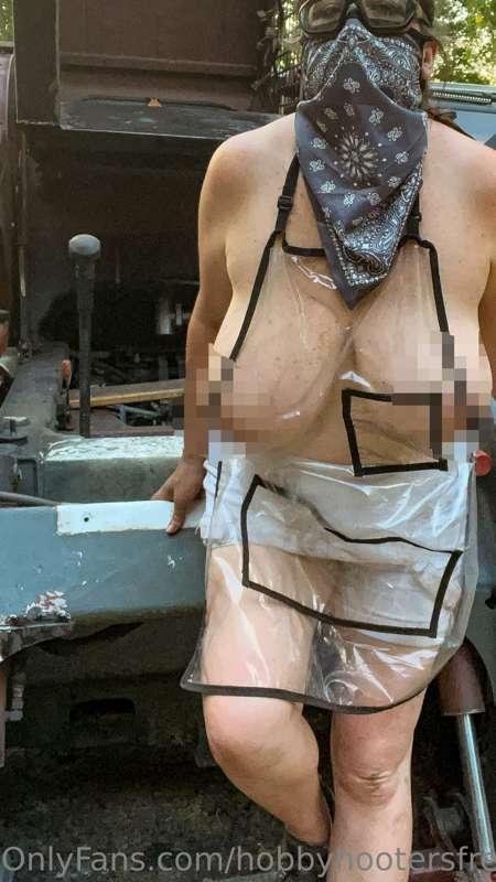 Whoops all this rust removal work on the bobcat work got me ..