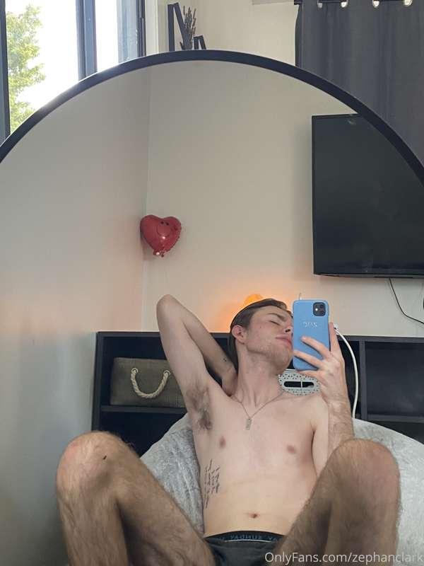 hairy dude🥲