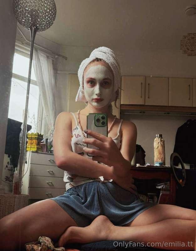 Morning girl routine😅