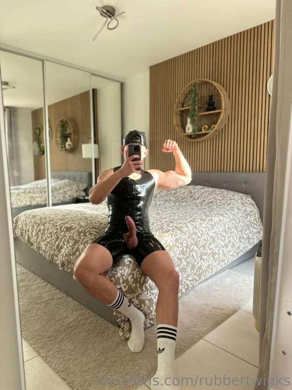 rubbertwinks image #0
