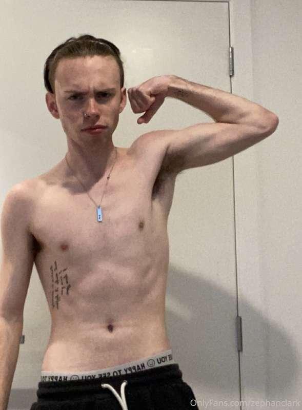 day 3/30 of working out, do u like my body?❤️
