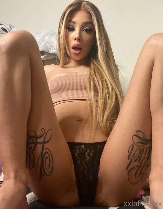 Daddy sext or videocall🤭🤭💦🌺