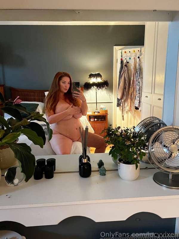 Check me out with the Arty Nudes 