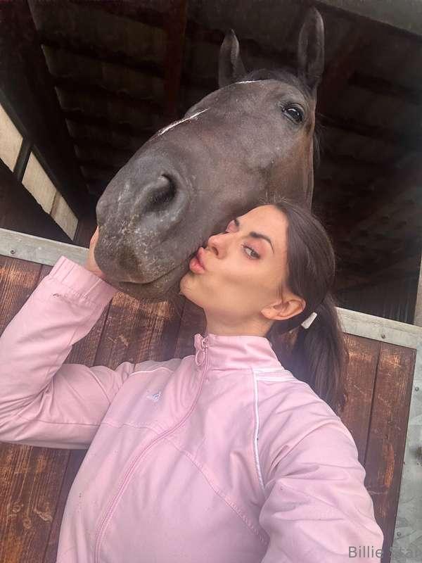 star_billie image #1